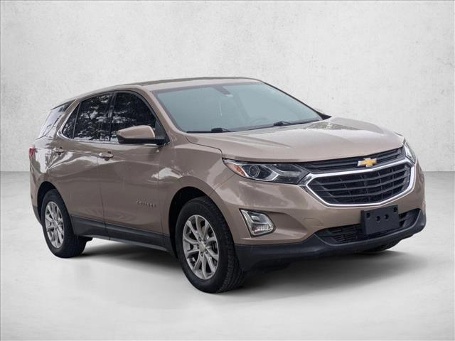 2018 Chevrolet Equinox LT photo 3