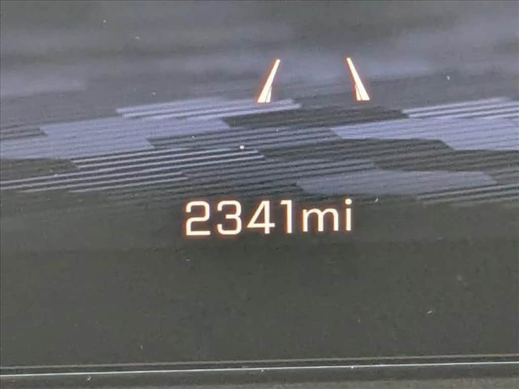 Used 2026 Chevrolet Traverse FWD LT SUV