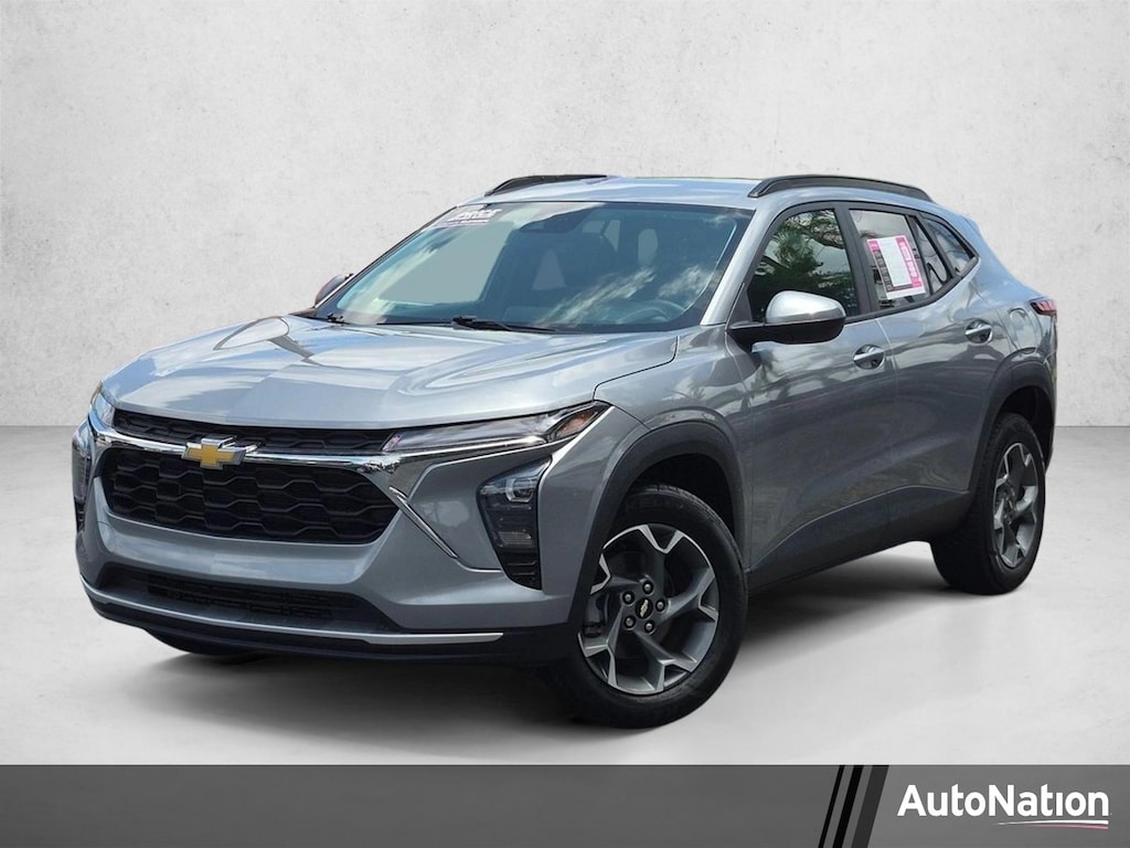 Used 2024 Chevrolet Trax LT SUV