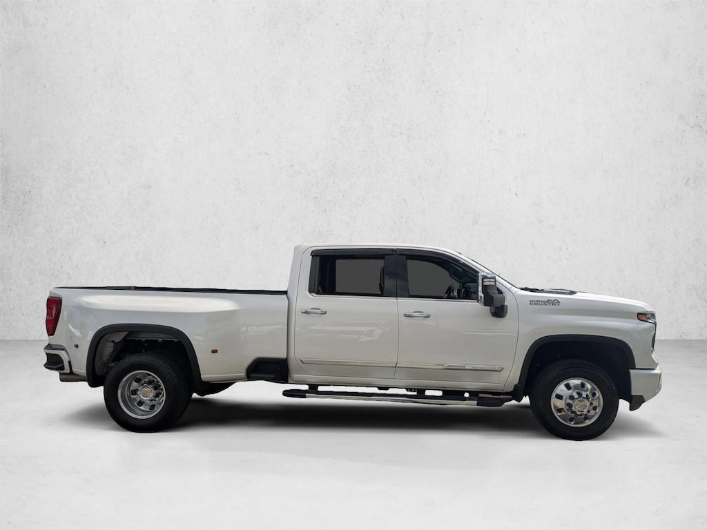 Used 2024 Chevrolet Silverado 3500 HD High Country Truck Crew Cab