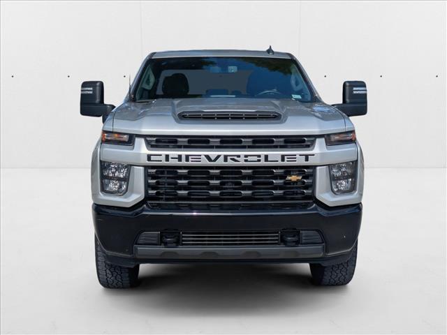 2023 Chevrolet Silverado 2500HD Custom photo 2