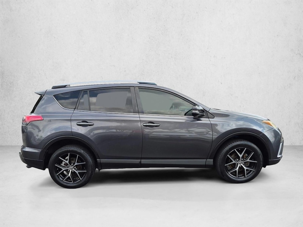 Used 2016 Toyota RAV4 SE SUV