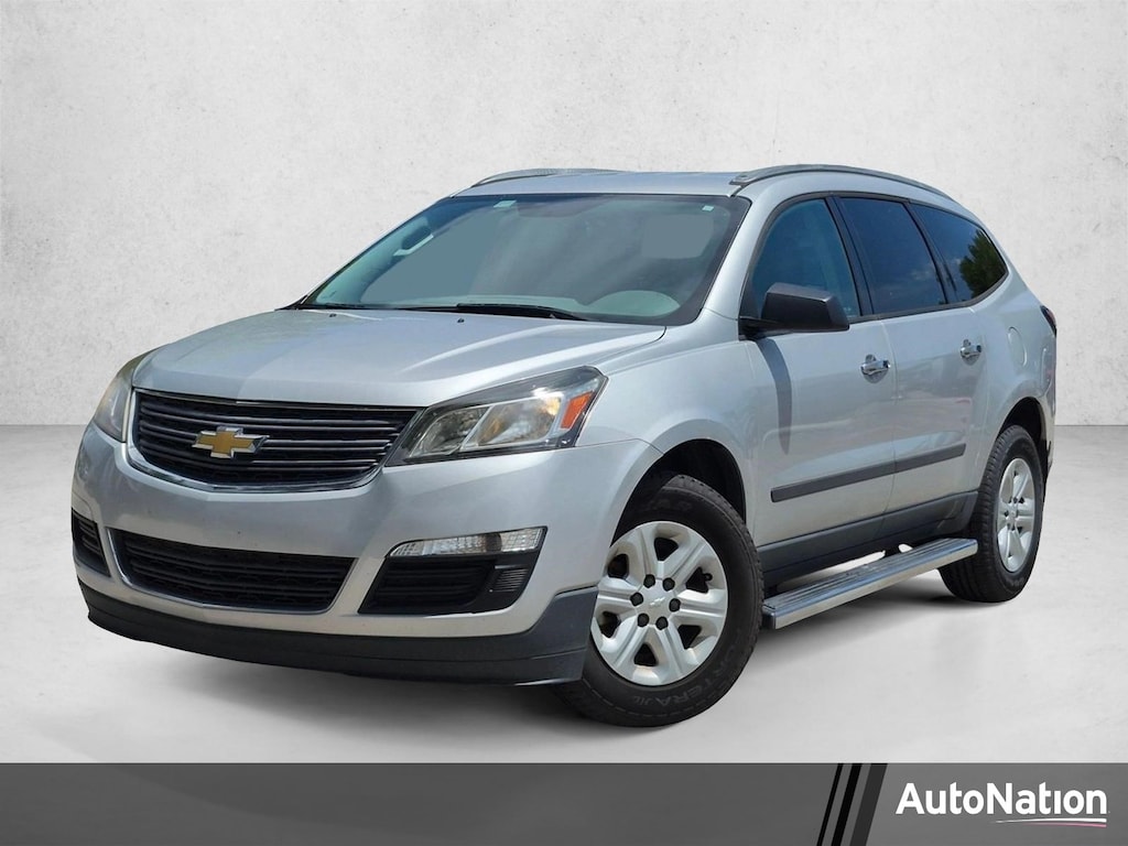 Used 2017 Chevrolet Traverse LS SUV