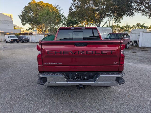 2024 Chevrolet Silverado 1500 LT photo 2