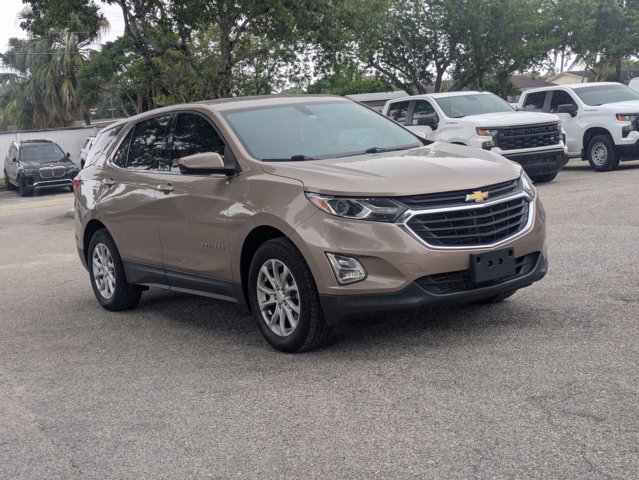 2018 Chevrolet Equinox LT photo 3