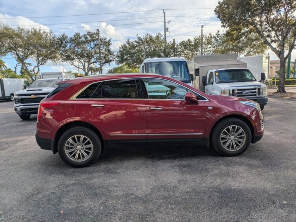 Used 2019 CADILLAC XT5 Luxury FWD SUV