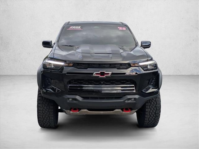 2025 Chevrolet Colorado ZR2 photo 2
