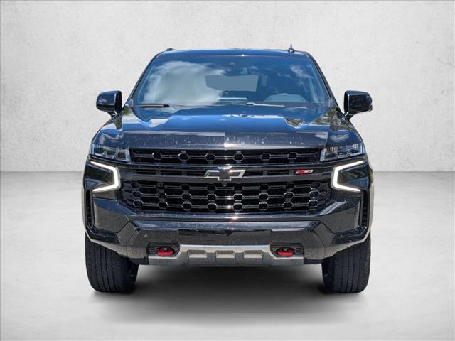 2023 Chevrolet Suburban Z71 photo 2