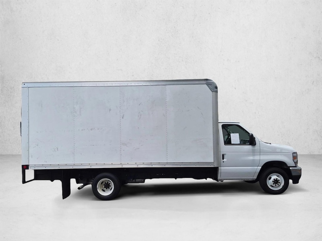 Used 2026 Ford E-450 Cutaway Truck