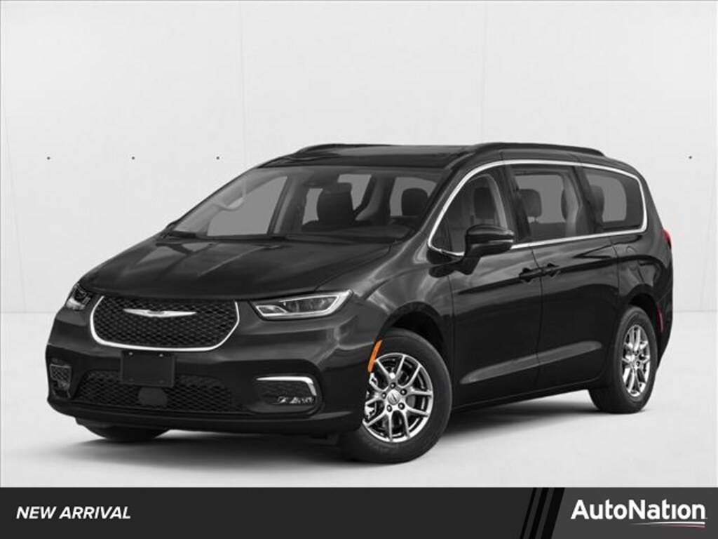 Used 2023 Chrysler Pacifica Touring L Van Passenger Van