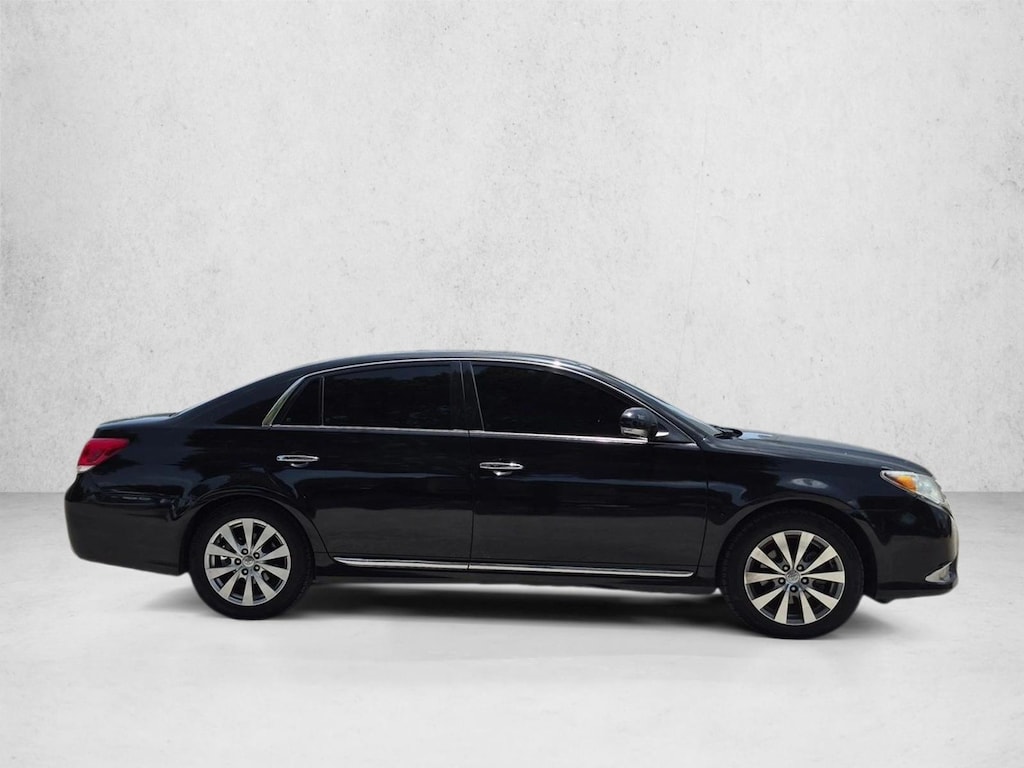 Used 2011 Toyota Avalon Limited Sedan
