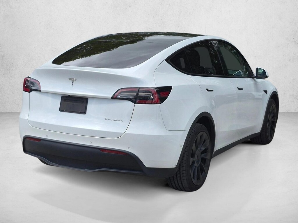 Used 2022 Tesla Model Y Long Range SUV