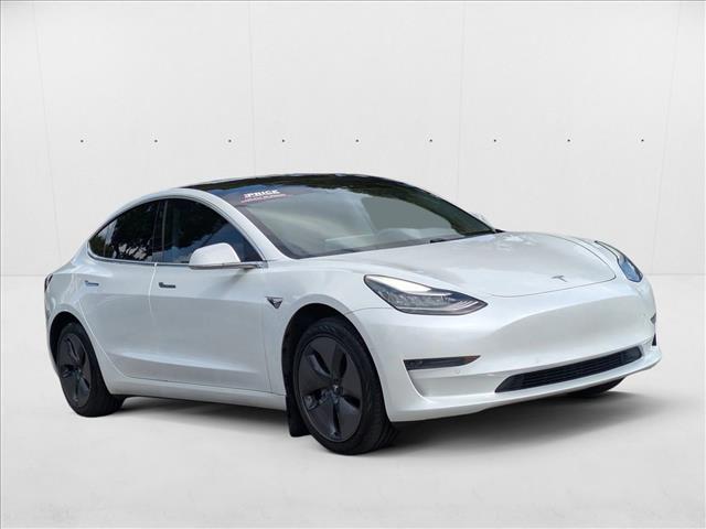 2020 Tesla Model 3 Standard Range photo 3