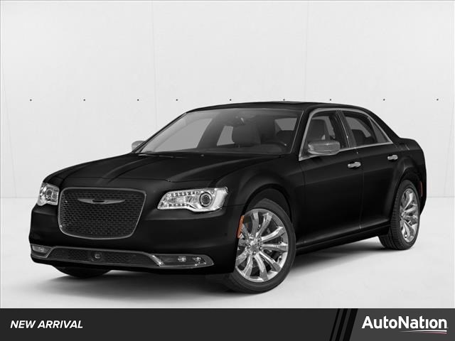 2017 Chrysler 300 C's photo