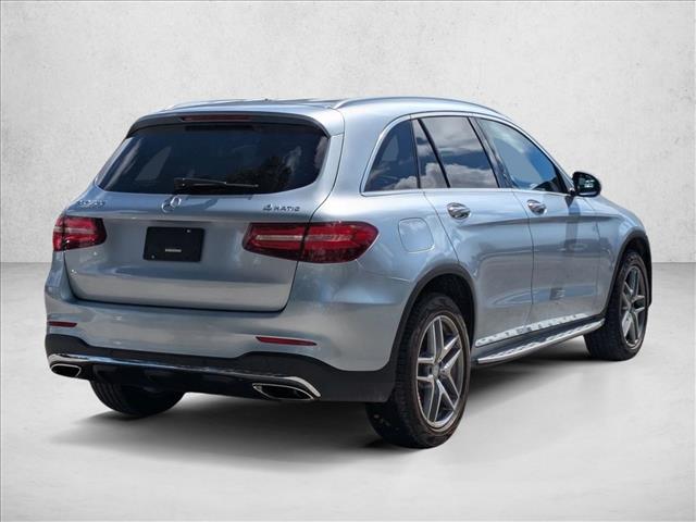 2016 Mercedes Benz GLC 300 photo 4