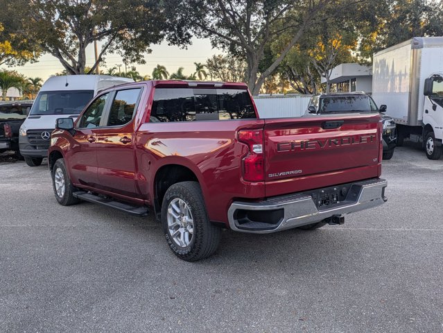 2024 Chevrolet Silverado 1500 LT photo 4