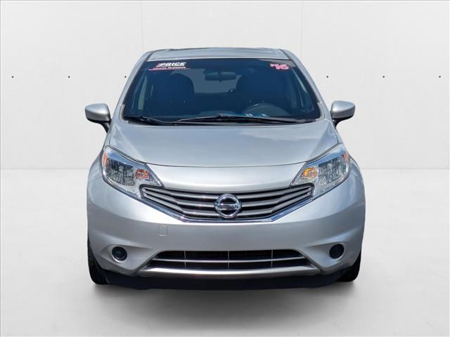2016 Nissan Versa Note SV photo 2
