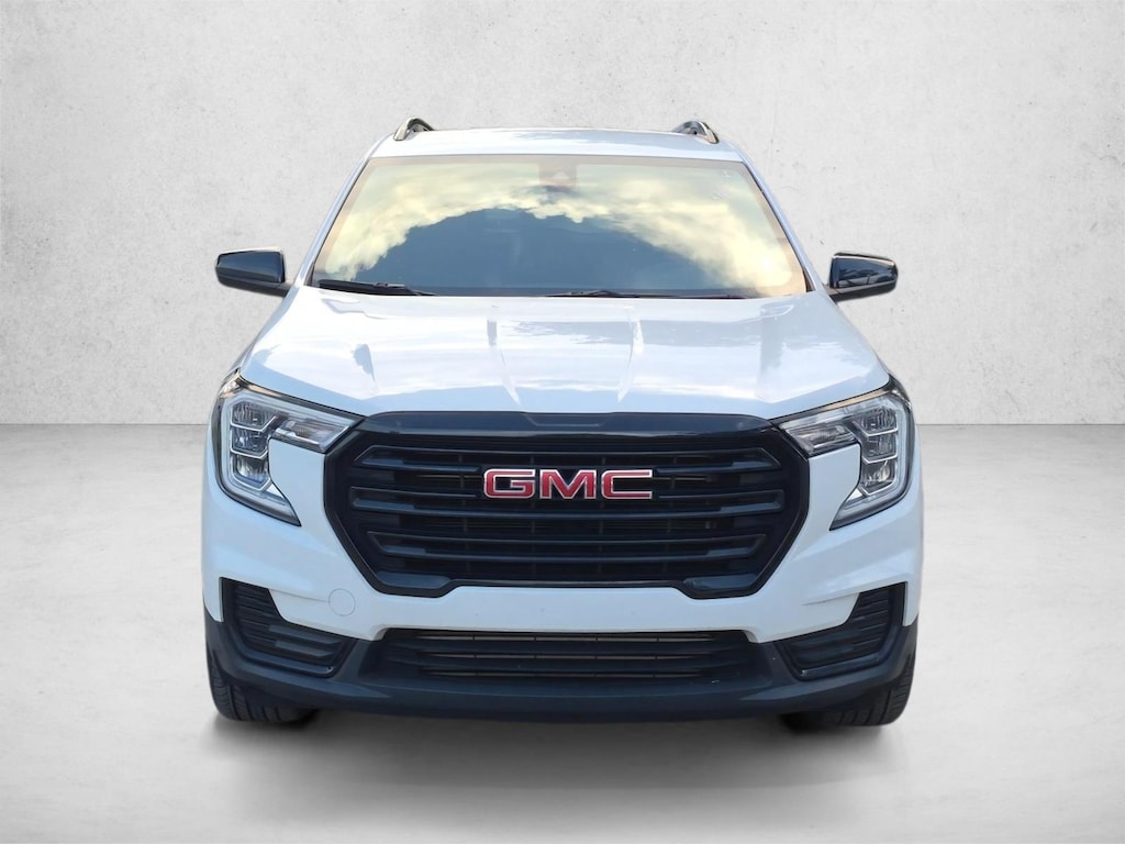 Used 2023 GMC Terrain SLE SUV