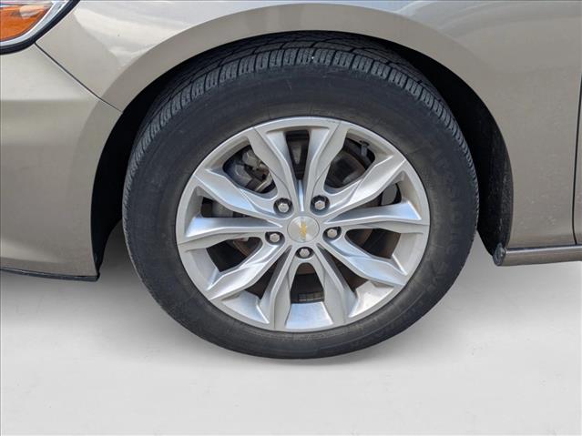 2022 Chevrolet Malibu 1LT photo 3