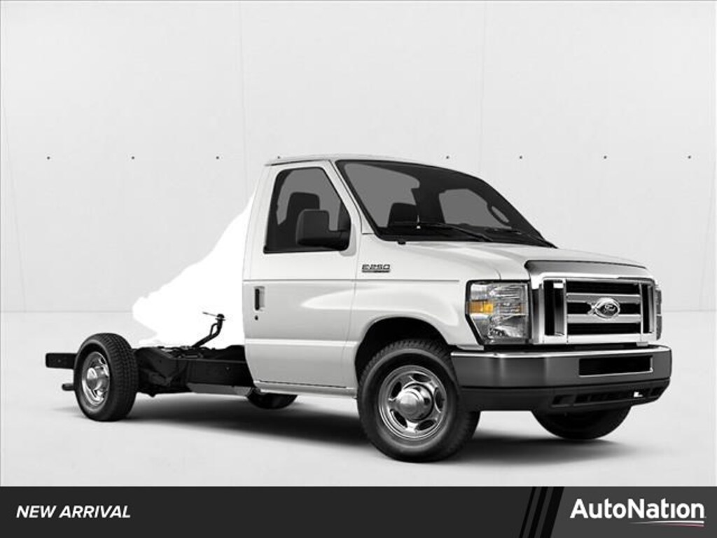 Used 2018 Ford E-350 Cutaway Truck
