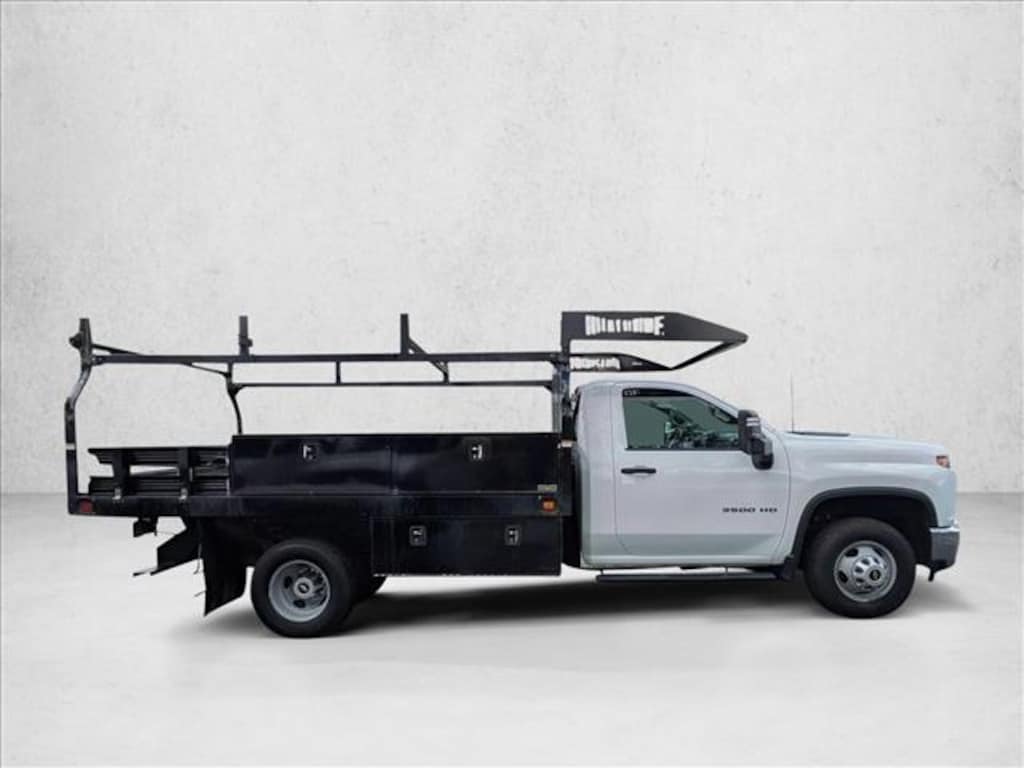 Used 2022 Chevrolet Silverado 3500HD Chassis Work Truck Truck Regular Cab