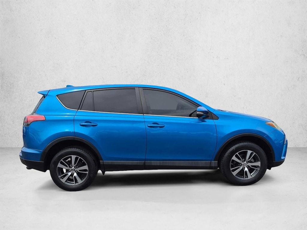 Used 2018 Toyota RAV4 XLE SUV