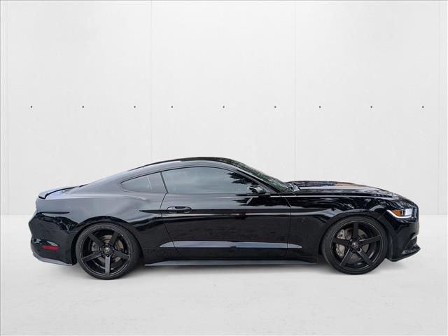 2015 Ford Mustang GT Premium photo 2