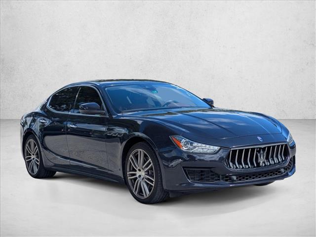 2019 Maserati Ghibli S photo 2