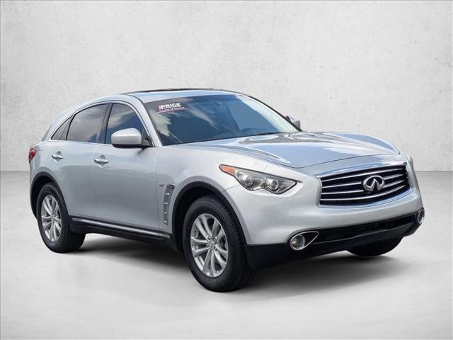 2016 Infiniti QX70 photo 3