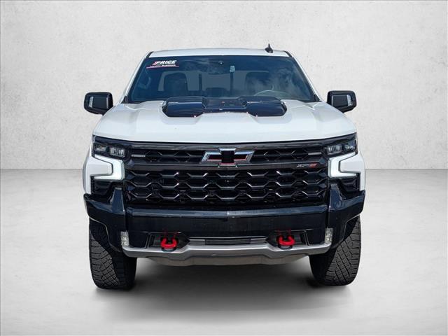 2024 Chevrolet Silverado 1500 ZR2 photo 2