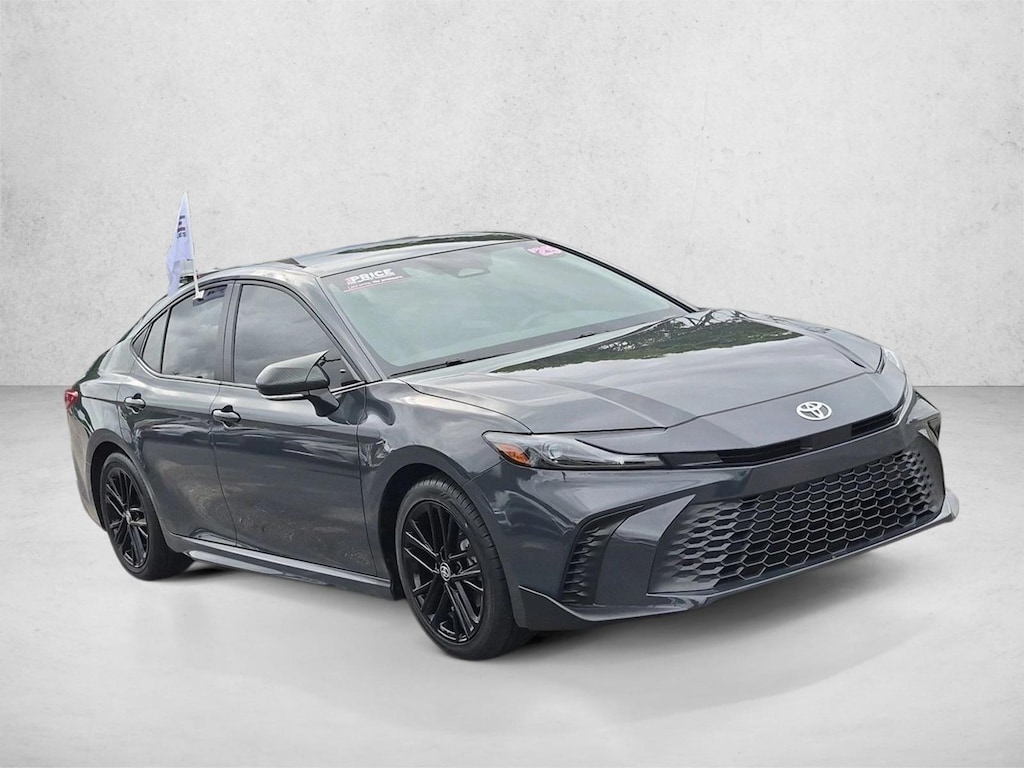 Used 2025 Toyota Camry SE Sedan