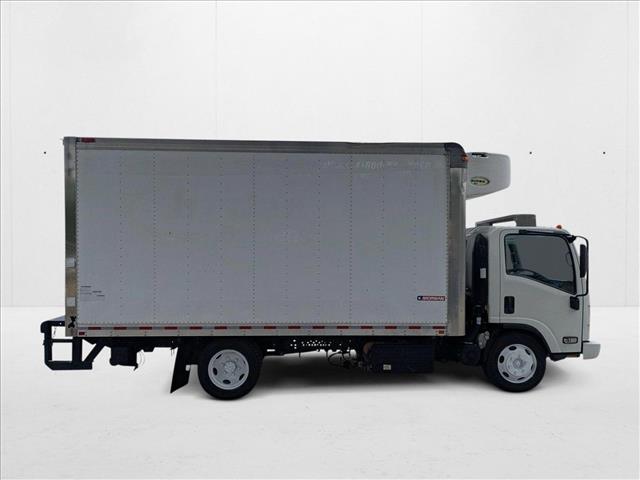 2018 Isuzu NPR-XD photo 4
