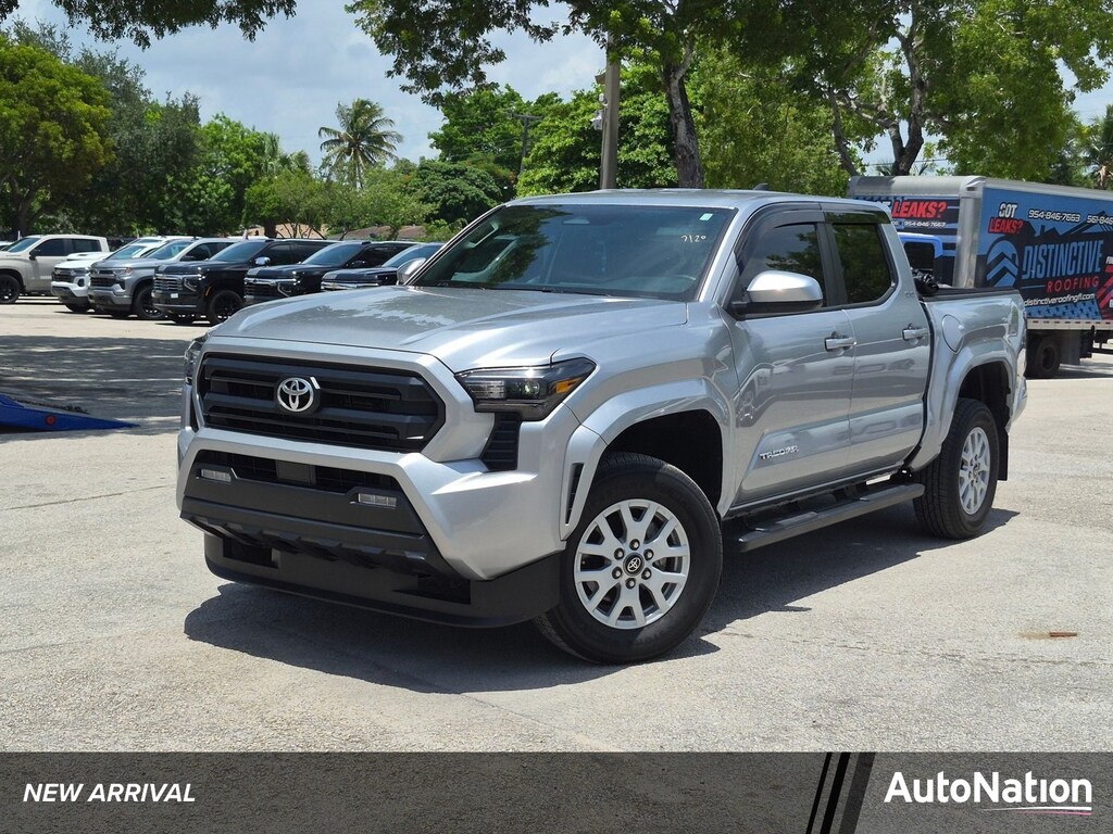 Used 2025 Toyota Tacoma SR5 Truck Double Cab