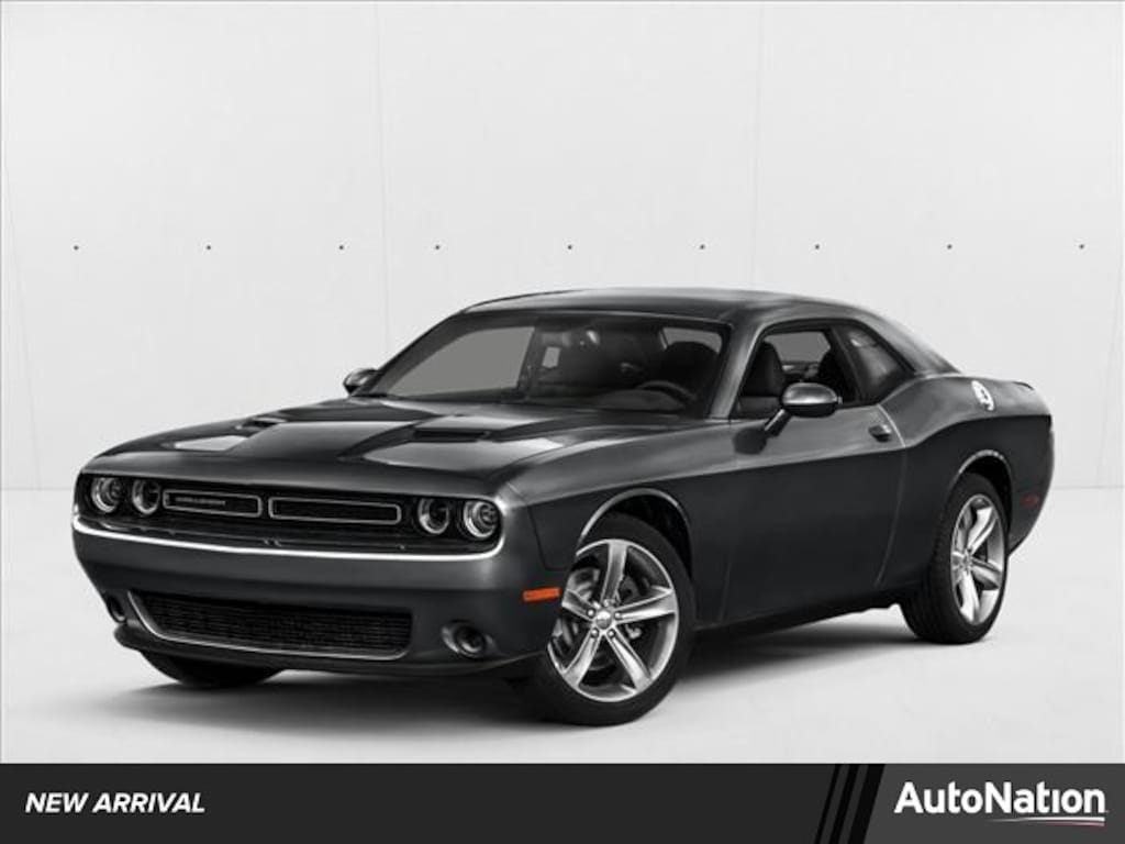 Used 2017 Dodge Challenger SXT Coupe