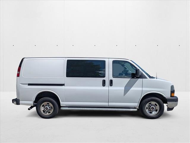2020 Gmc Savana Cargo 2500 photo 2