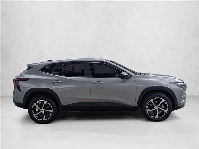 2025 Chevrolet Trax photo 3