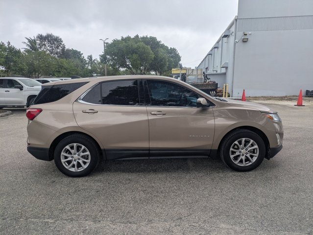 2018 Chevrolet Equinox LT photo 4