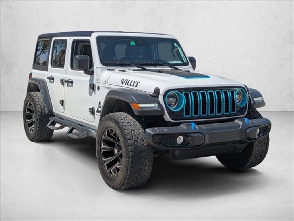 Used 2024 Jeep Wrangler Willys SUV