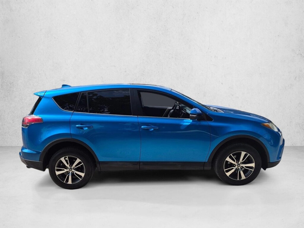 Used 2018 Toyota RAV4 XLE SUV