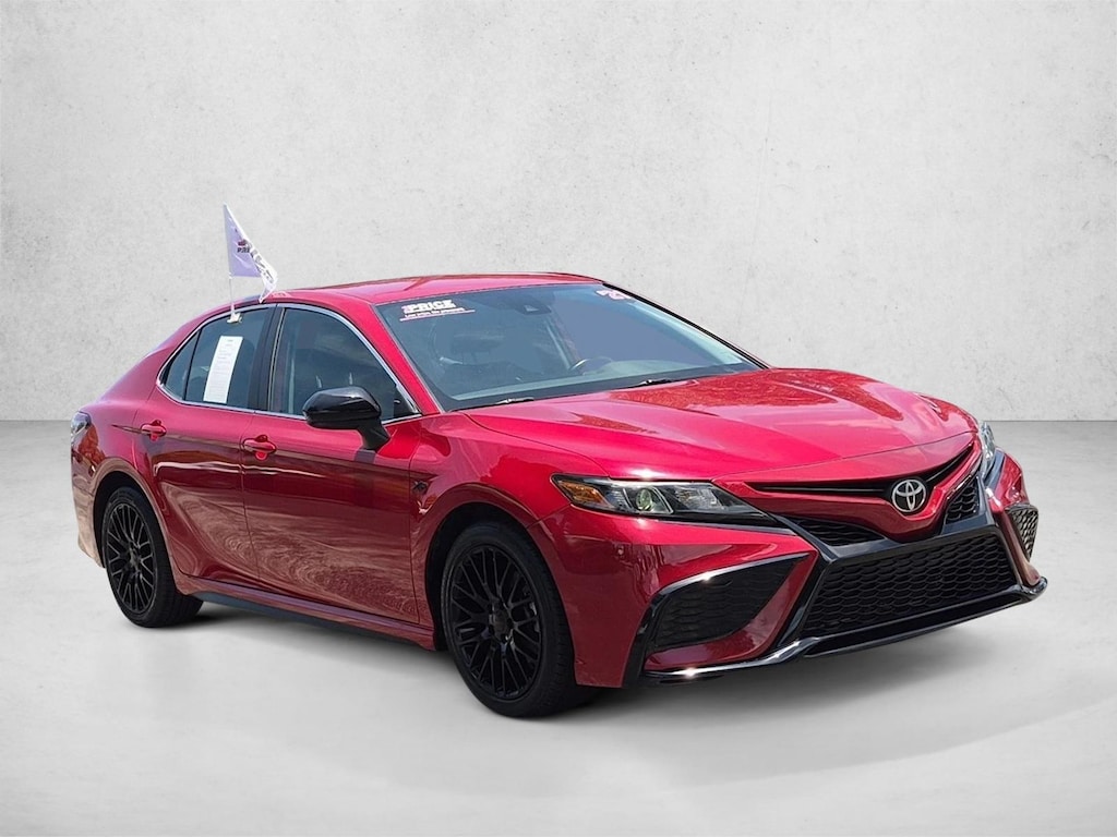 Used 2021 Toyota Camry SE Sedan