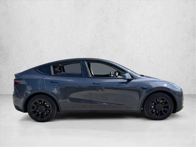 Used 2021 Tesla Model Y Long Range with VIN 5YJYGAEE2MF188309 for sale in Fort Myers, FL