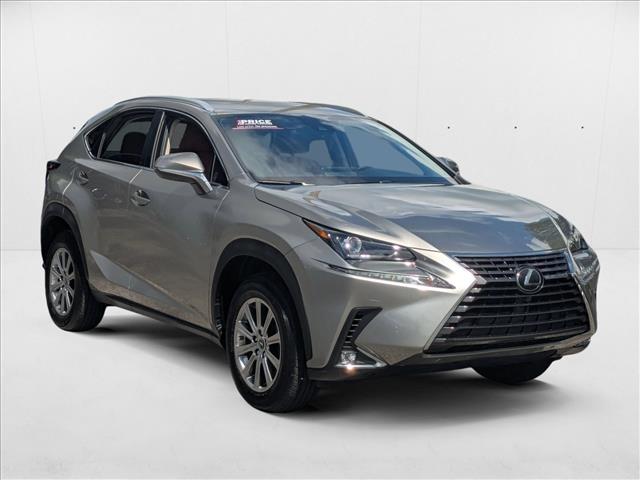 2021 Lexus NX 300 photo 3