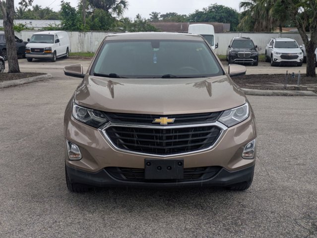 2018 Chevrolet Equinox LT photo 2