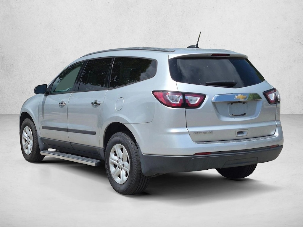 Used 2017 Chevrolet Traverse LS SUV