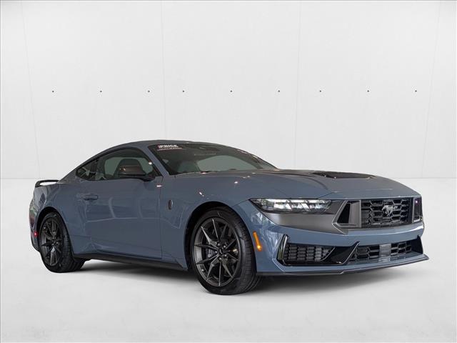 2024 Ford Mustang Dark Horse photo 3