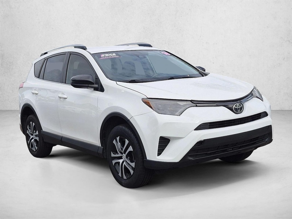 Used 2018 Toyota RAV4 LE SUV