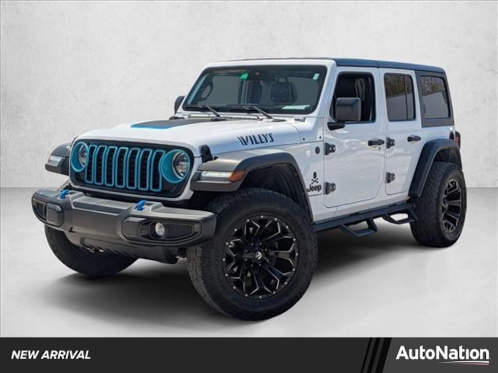 Used 2024 Jeep Wrangler Willys SUV