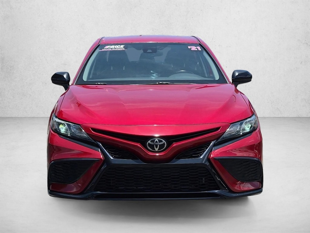 Used 2021 Toyota Camry SE Sedan