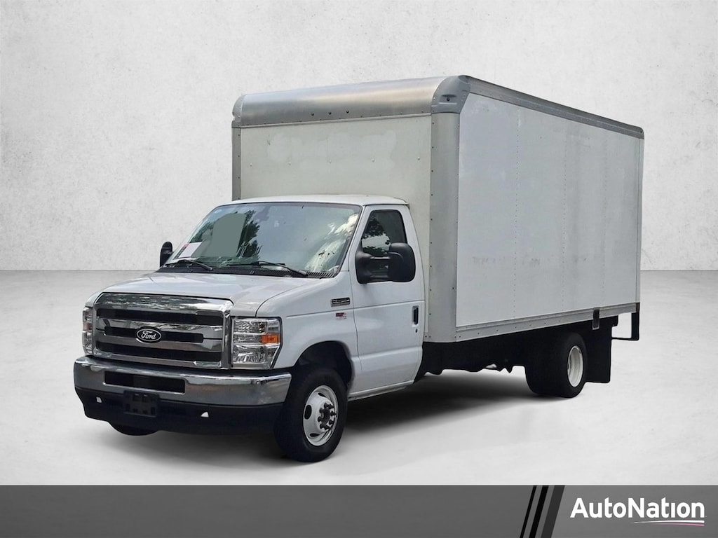 Used 2026 Ford E-450 Cutaway Truck