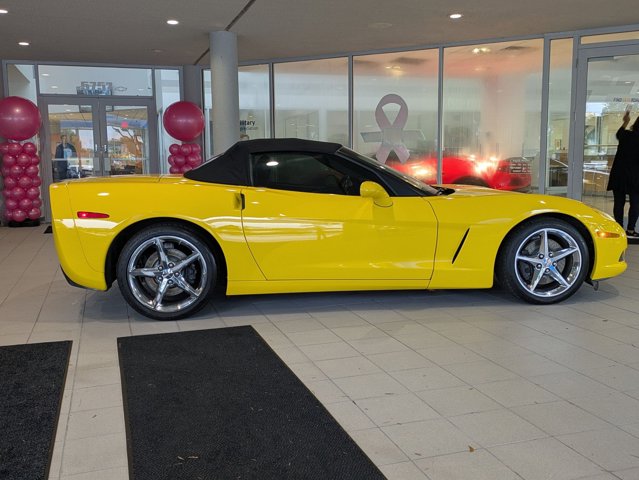2011 Chevrolet Corvette 3LT Convertible photo 4
